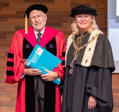 Frederick Schauer and Vienna University Rector Edeltraud Hanappi-Egger