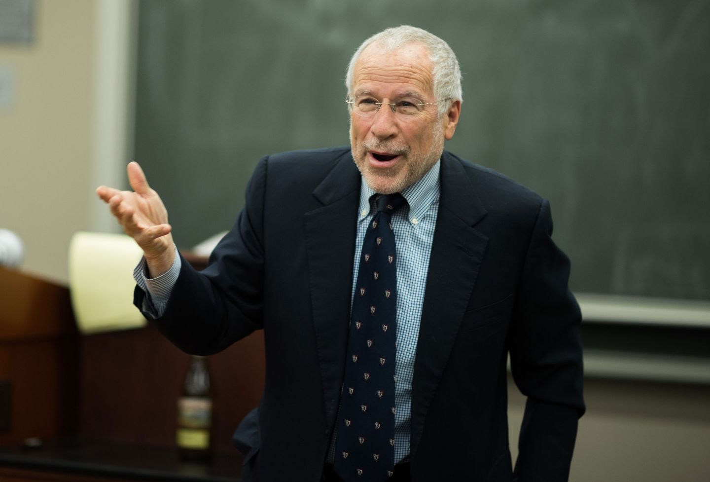 Professor Frederick Schauer teaches in class